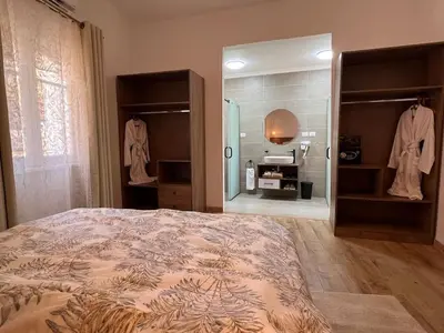 تفكك غرفة نوم في مركز كيرو