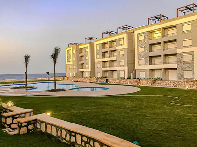 عائلة جزرية طويلة فقط