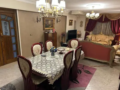 دار مدينة الناصر: علامات أرضية قريبة