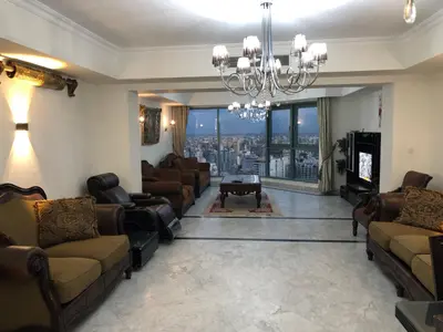 في الغيوم