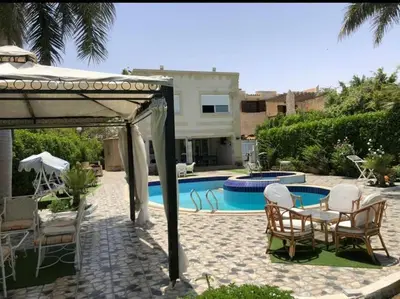 فيلا مارينا 5 مع حمام سباحة خاص