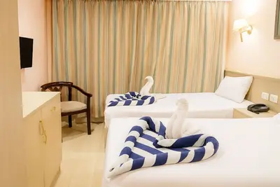 النيل Cruise Harmony كُلّ يوم الإثنين مِنْ أسوان 3 ليال وكل خميس مِنْ Luxor 4 ليالِ