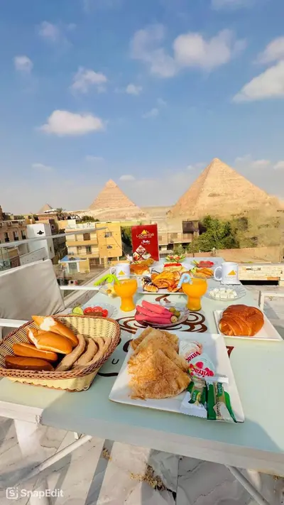 رؤية هرم لوكاندا