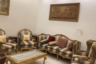 شقق مع مدخل خاص