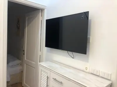 شقة جميلة قرب البحر 1+1