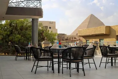 هرم ضوء الشمس
