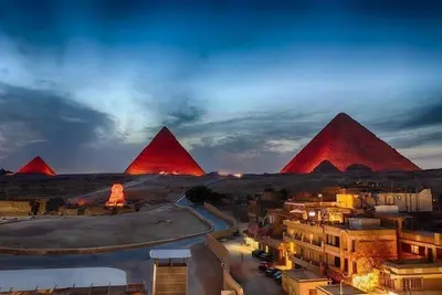 فندق كينج بيراميدز