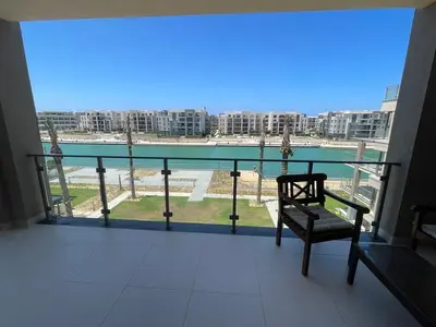 ماراسي 3 غرفة نوم مع مارينا