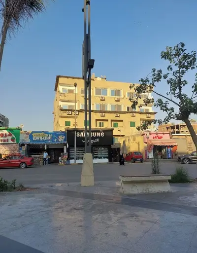 أدخل الهرم Inn